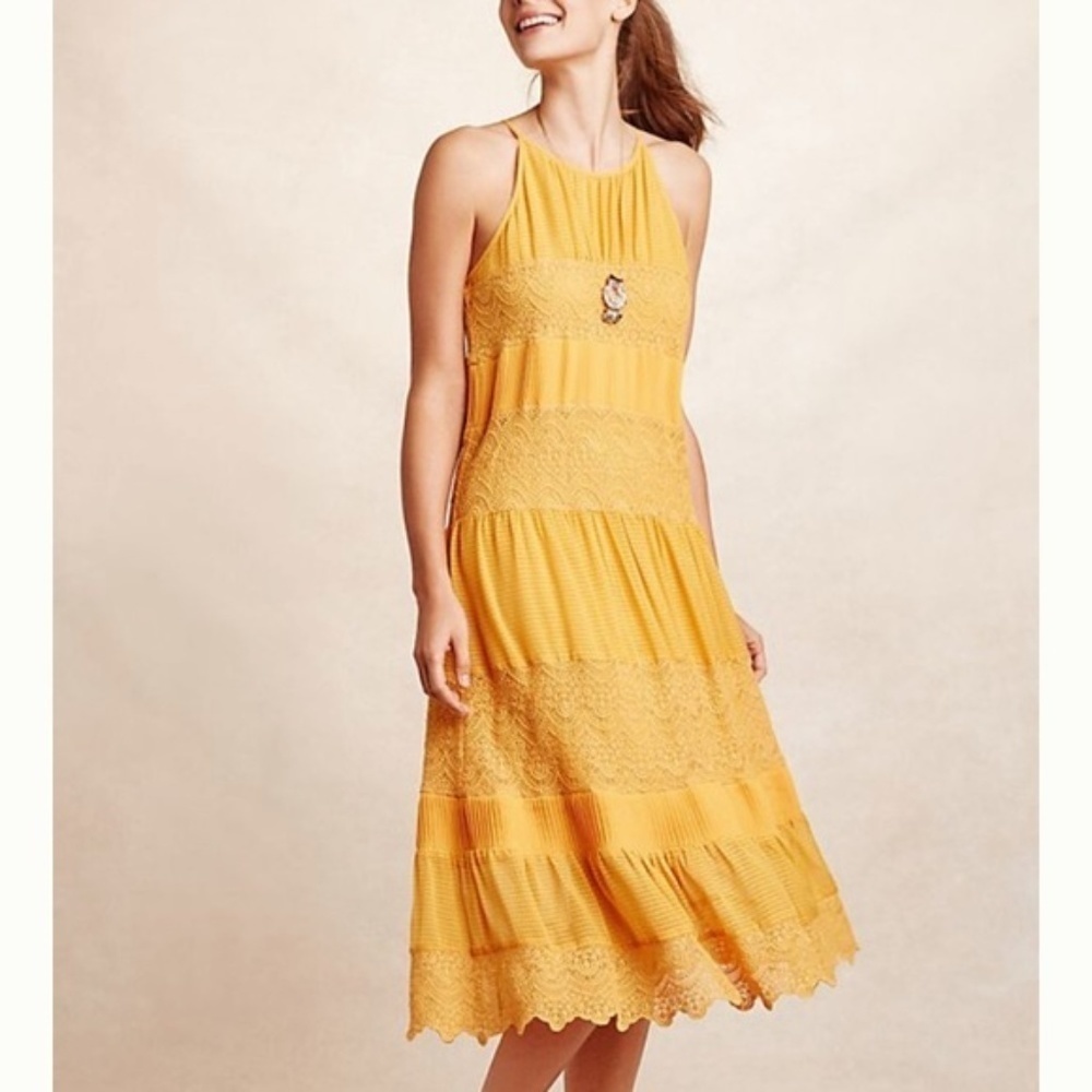 HD in Paris Villanelle Lace Dress size XS NWT